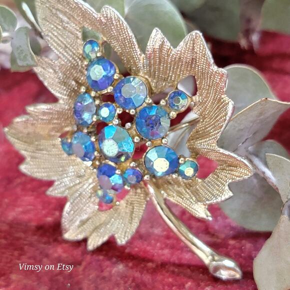 Golden Leaf Brooch With Blue Rhinestones for Women, Gold Jewelry Pin - Picture 8 of 10